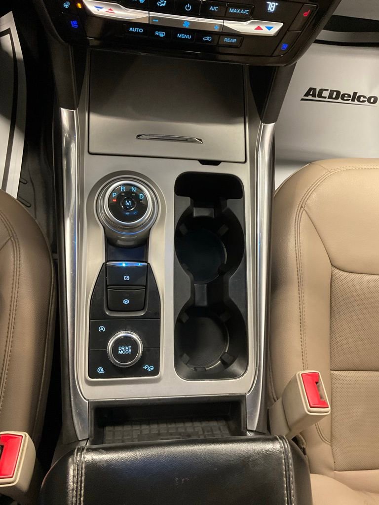 Used 2021 Ford Explorer Limited w/ Equipment Group 301A image 22