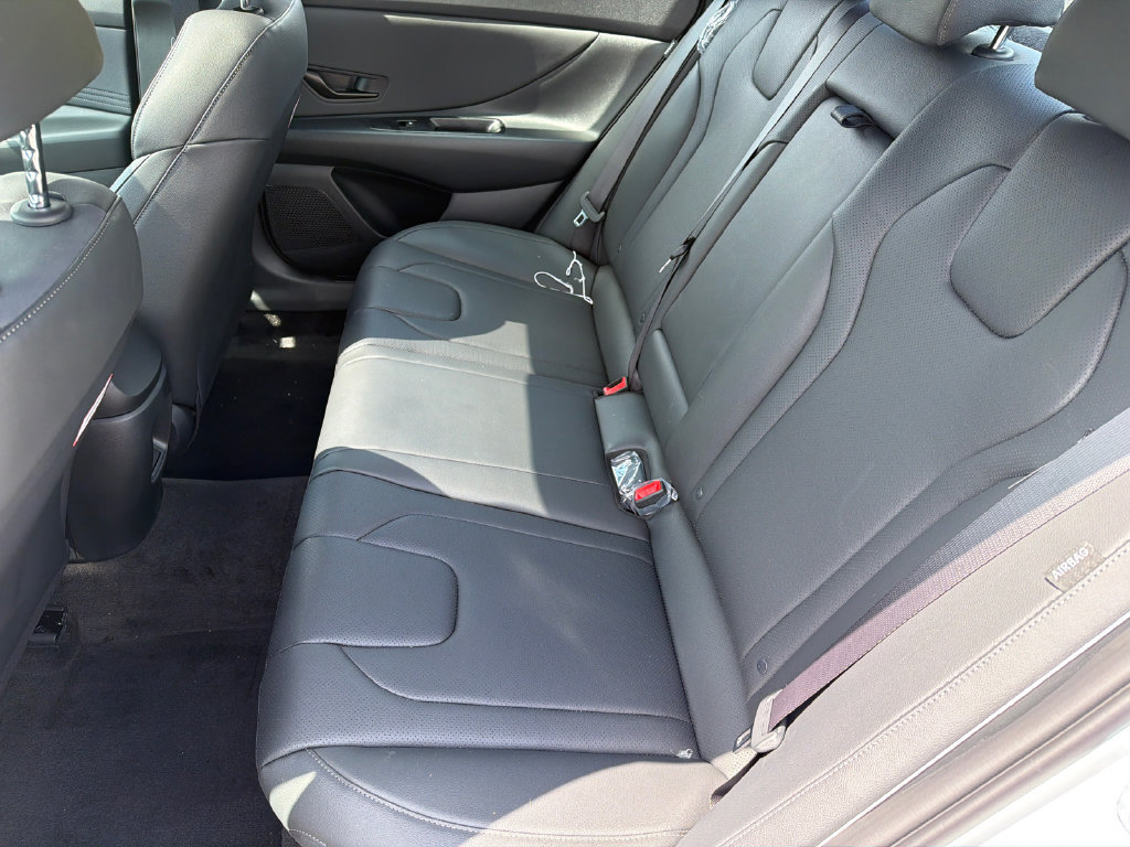 New 2026 Hyundai Elantra SEL Sport FWD image 21