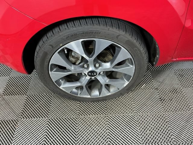 Used 2012 Kia Soul ! FWD image 9