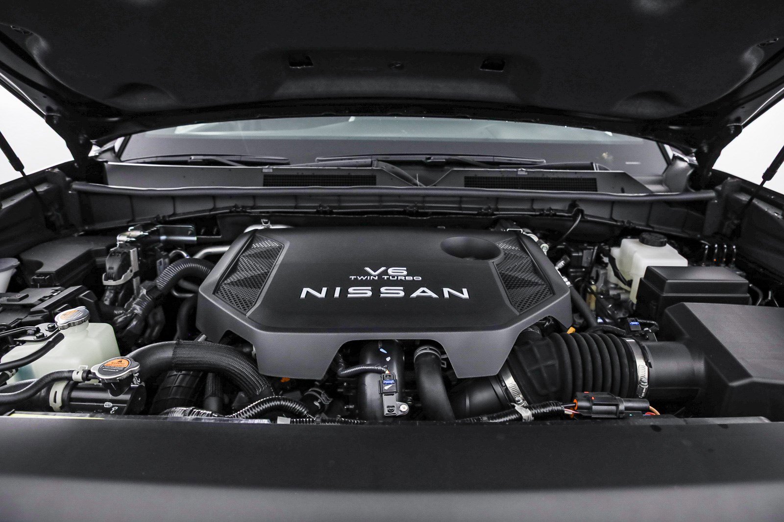 New 2025 Nissan Armada Platinum image 17