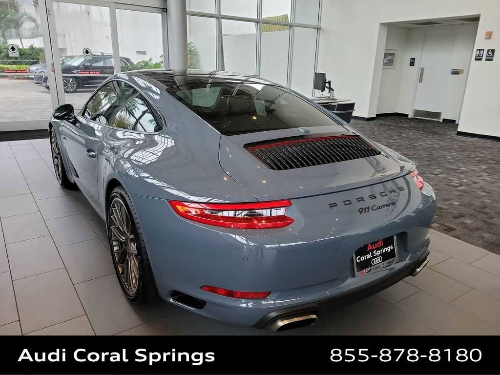 Used 2017 Porsche 911 Carrera image 3