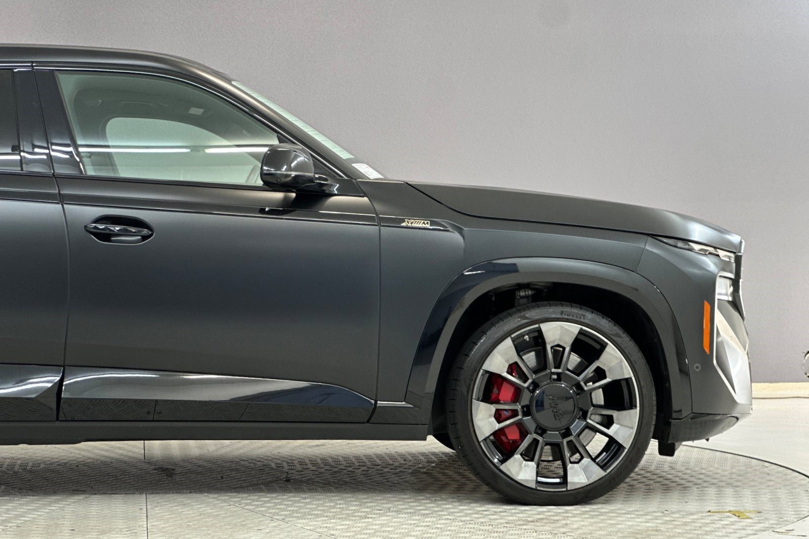 Certified 2023 BMW XM AWD/4WD image 36