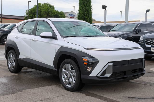 New 2026 Hyundai Kona SE FWD image 1