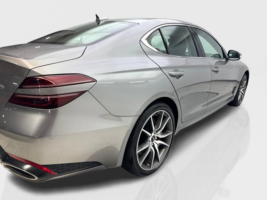 Used 2025 Genesis G70 2.5T RWD image 13