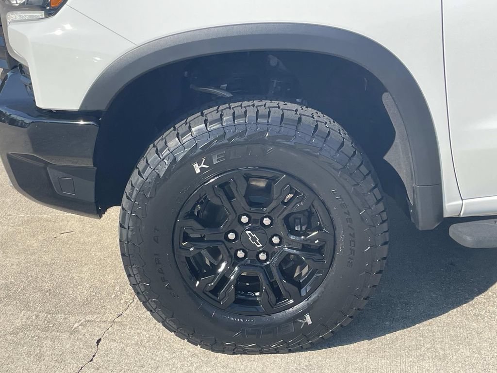 Used 2022 Chevrolet Silverado 1500 ZR2 AWD/4WD image 7