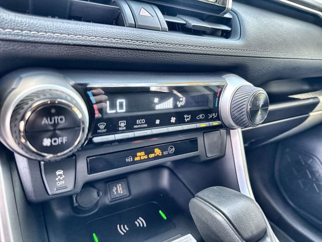 Used 2025 Toyota RAV4 XLE w/ Convenience Package image 27