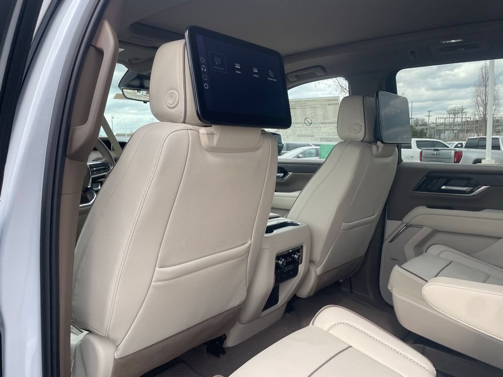 New 2026 GMC Yukon XL Denali w/ Advanced Technology Package AWD/4WD image 23