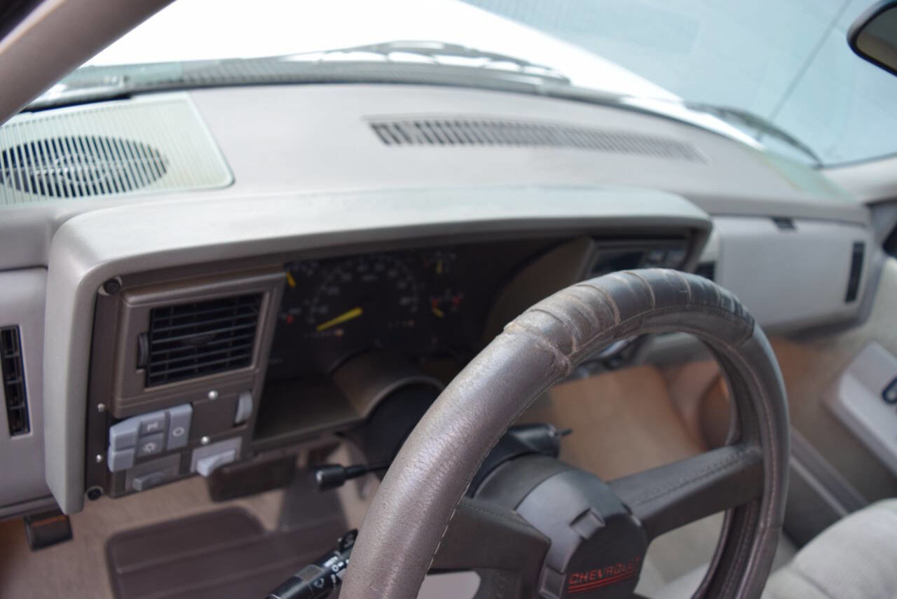 Used 1994 Chevrolet Blazer 4WD image 27