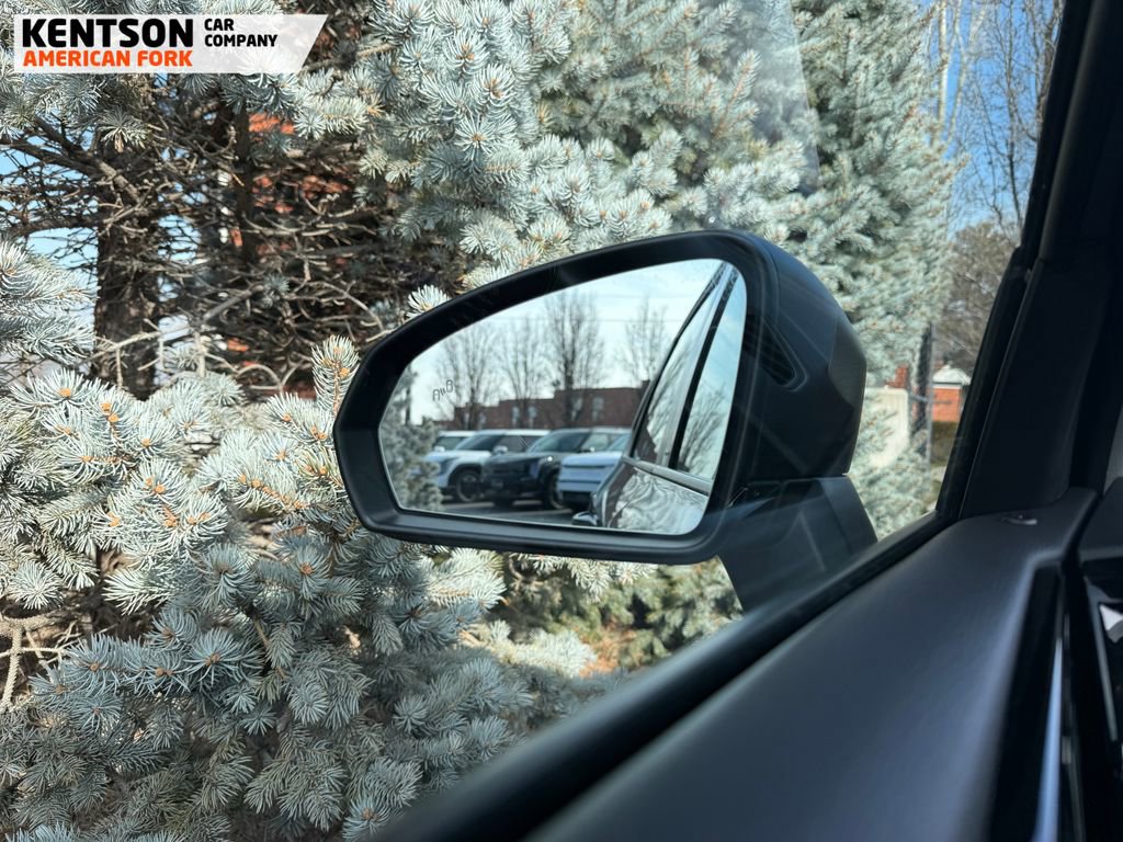 Used 2025 Volkswagen Taos S image 22