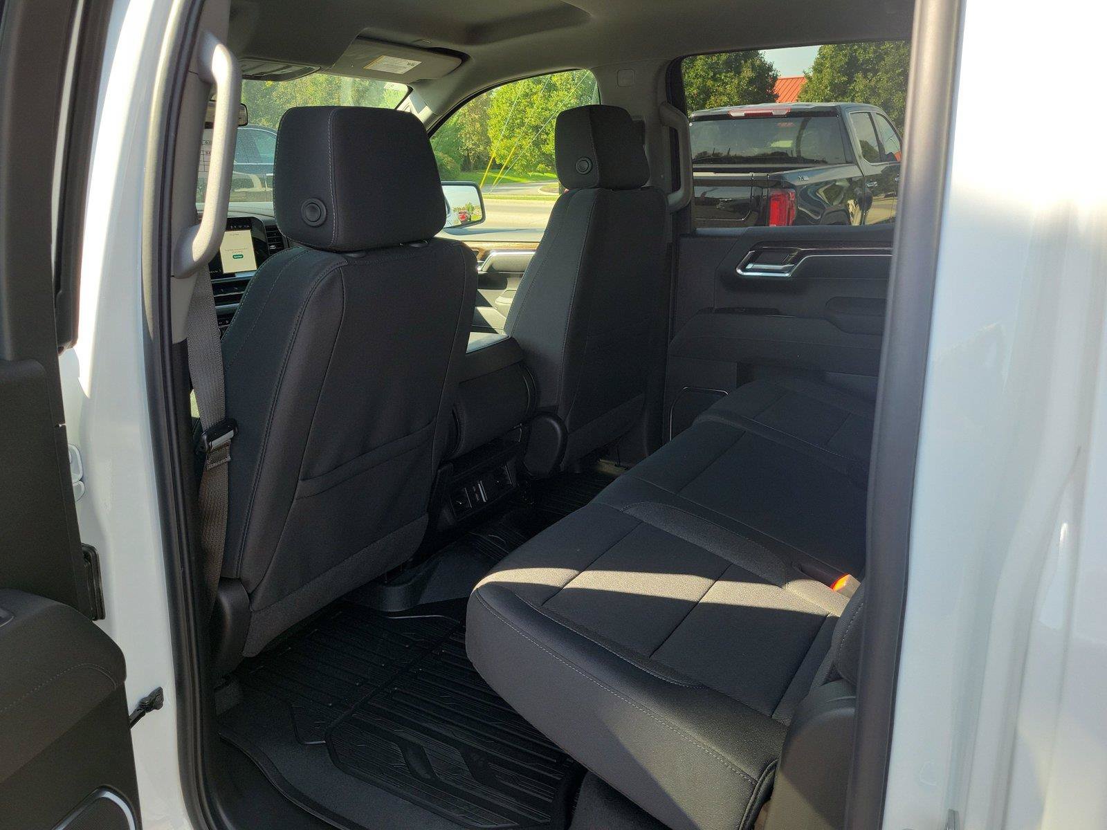 New 2026 GMC Sierra 1500 Elevation w/ Elevation Select Package AWD/4WD image 12