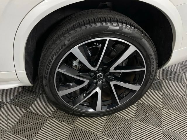 Certified 2023 Volvo XC90 B6 Plus w/ Protection Package Premier AWD/4WD image 40