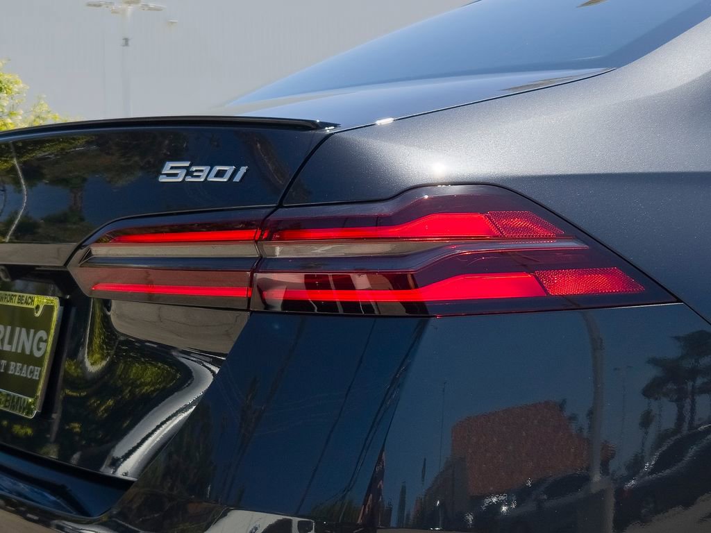 New 2026 BMW 530i w/ M Sport Package RWD image 5