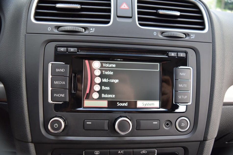 Used 2013 Volkswagen Golf TDI image 66