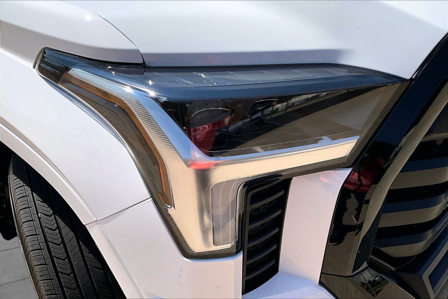 Used 2026 Toyota Tundra SR AWD/4WD image 26