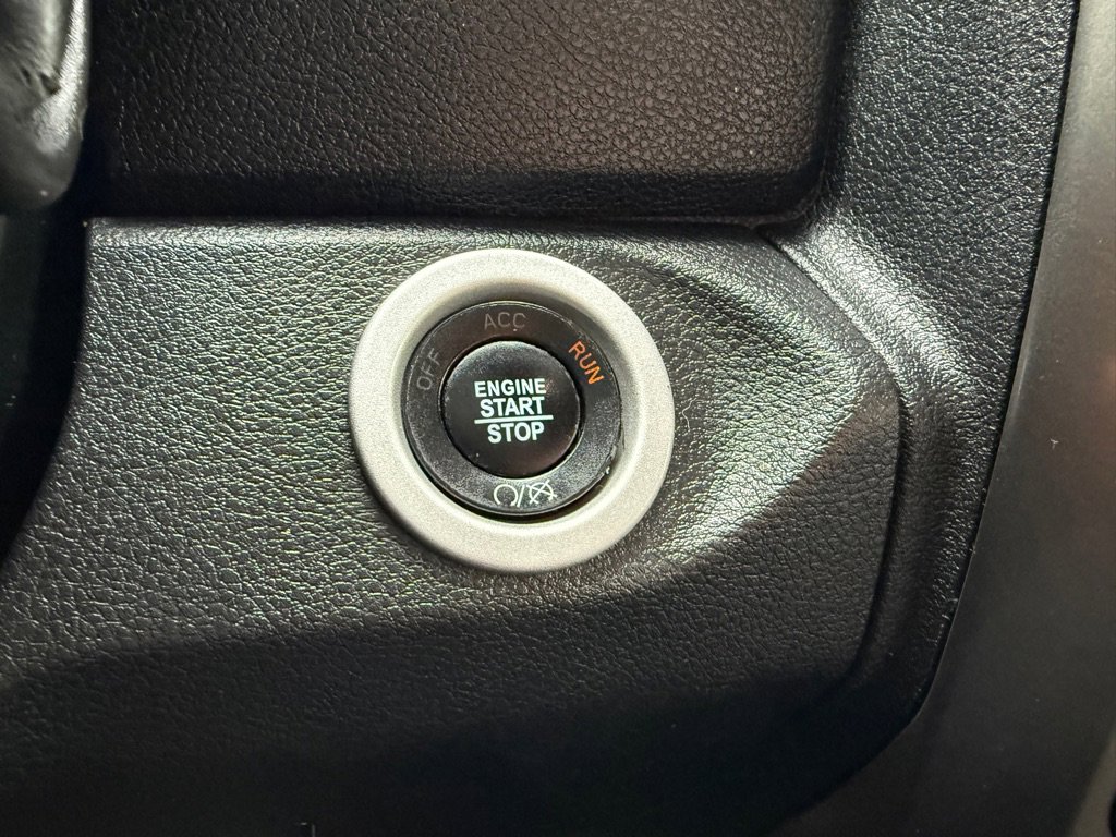 Used 2017 RAM 3500 Laramie Longhorn image 31