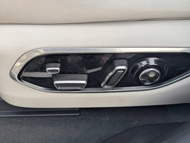 Used 2023 Jeep Grand Cherokee L Summit w/ Advanced Protech Group IV AWD/4WD image 23