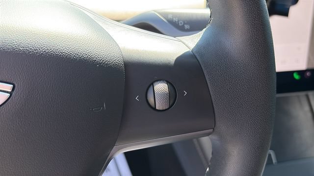 Used 2022 Tesla Model 3 Performance AWD/4WD image 14