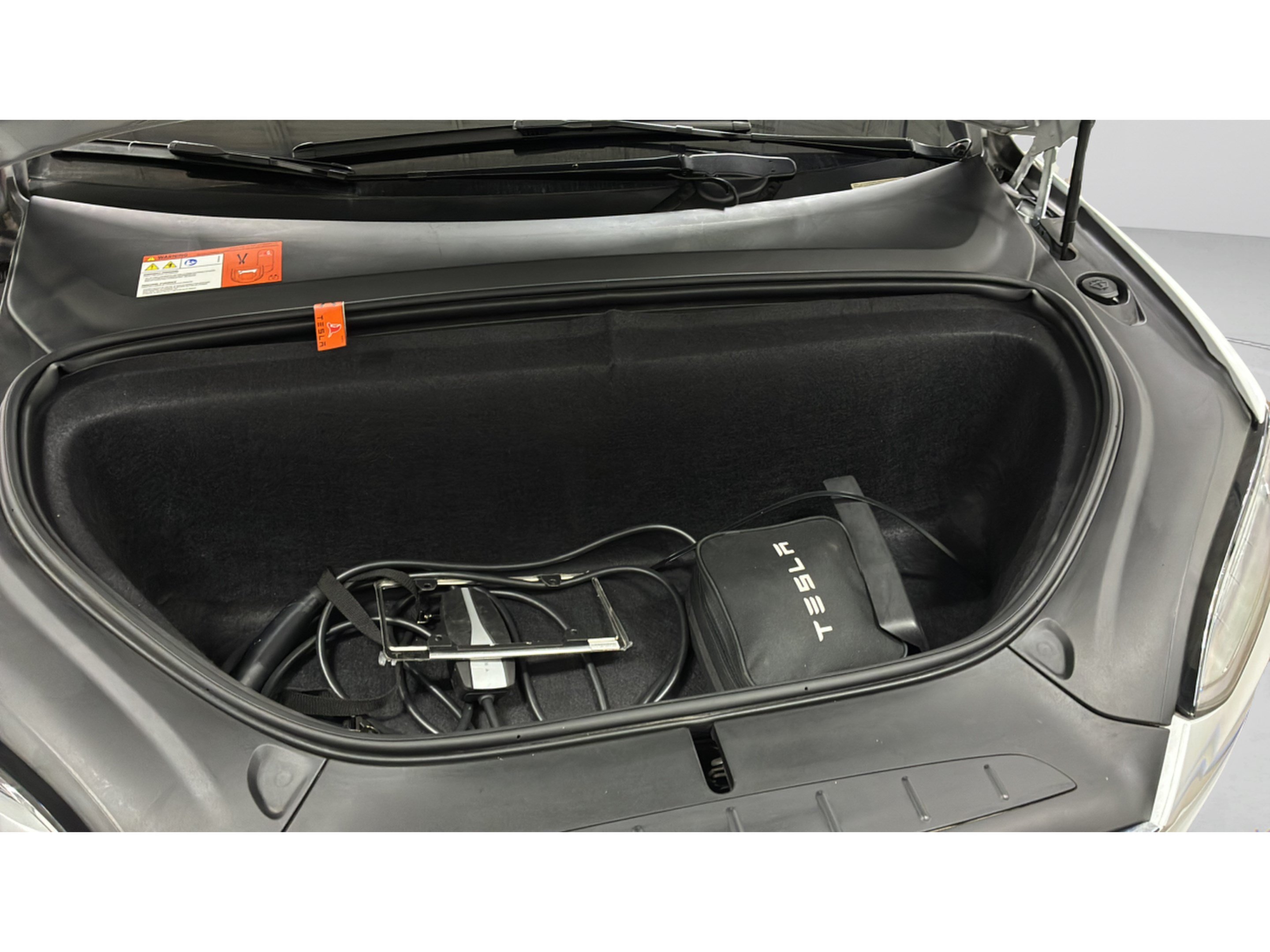 Used 2018 Tesla Model X 100D AWD/4WD image 29