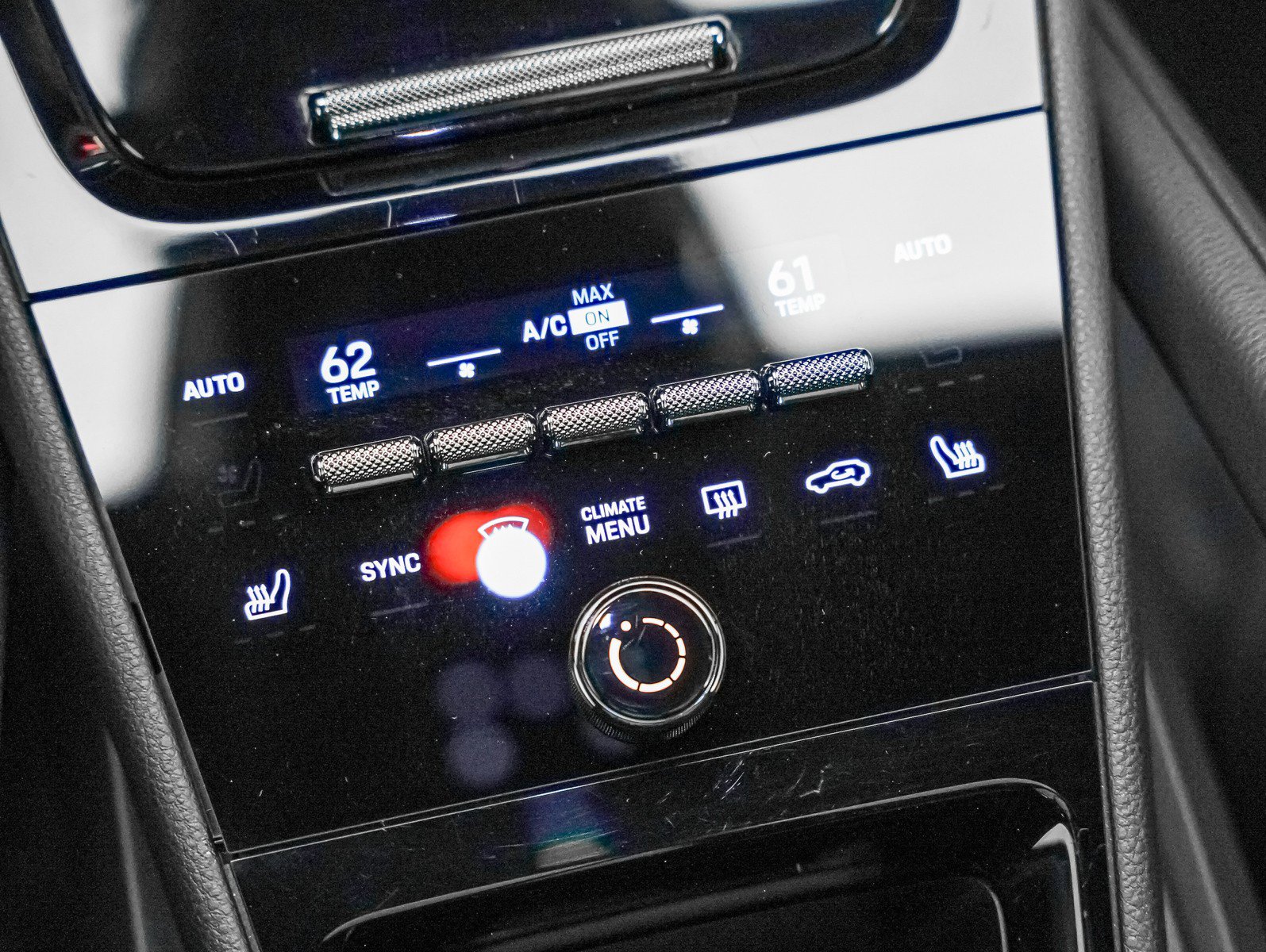 Used 2025 Porsche Cayenne image 20