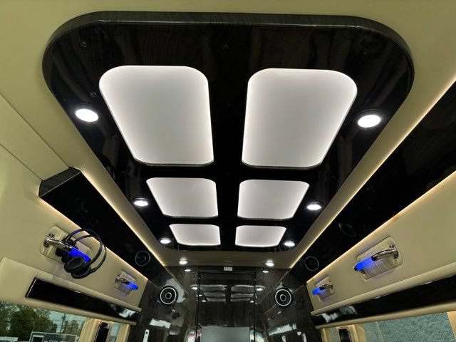 Used 2021 Mercedes-Benz Sprinter 3500 image 50