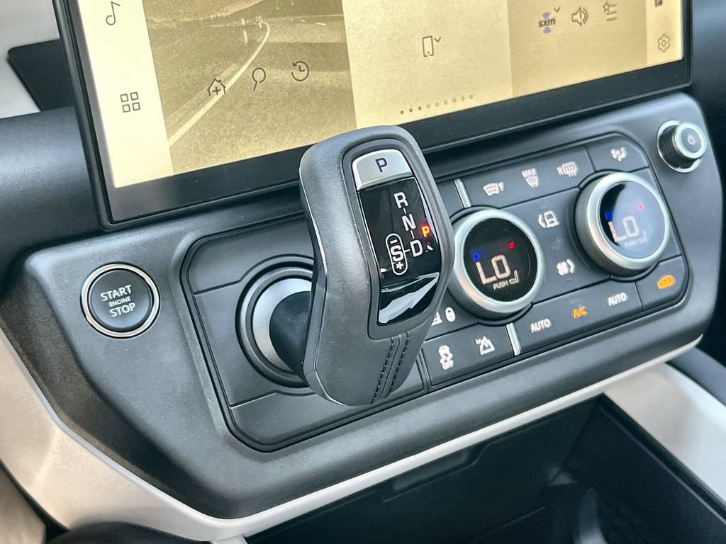 New 2026 Land Rover Defender 110 S AWD/4WD image 27