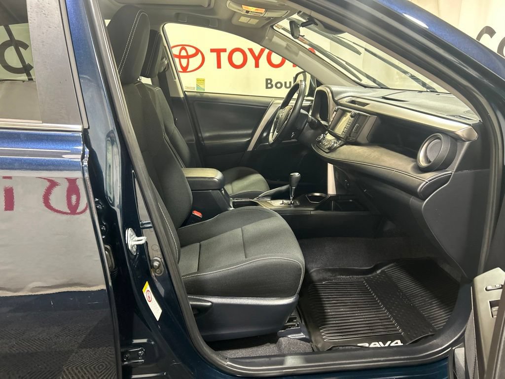 Used 2017 Toyota RAV4 XLE w/ Convenience Package AWD/4WD image 13