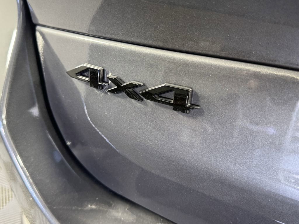 New 2024 Jeep Grand Cherokee L Altitude image 31