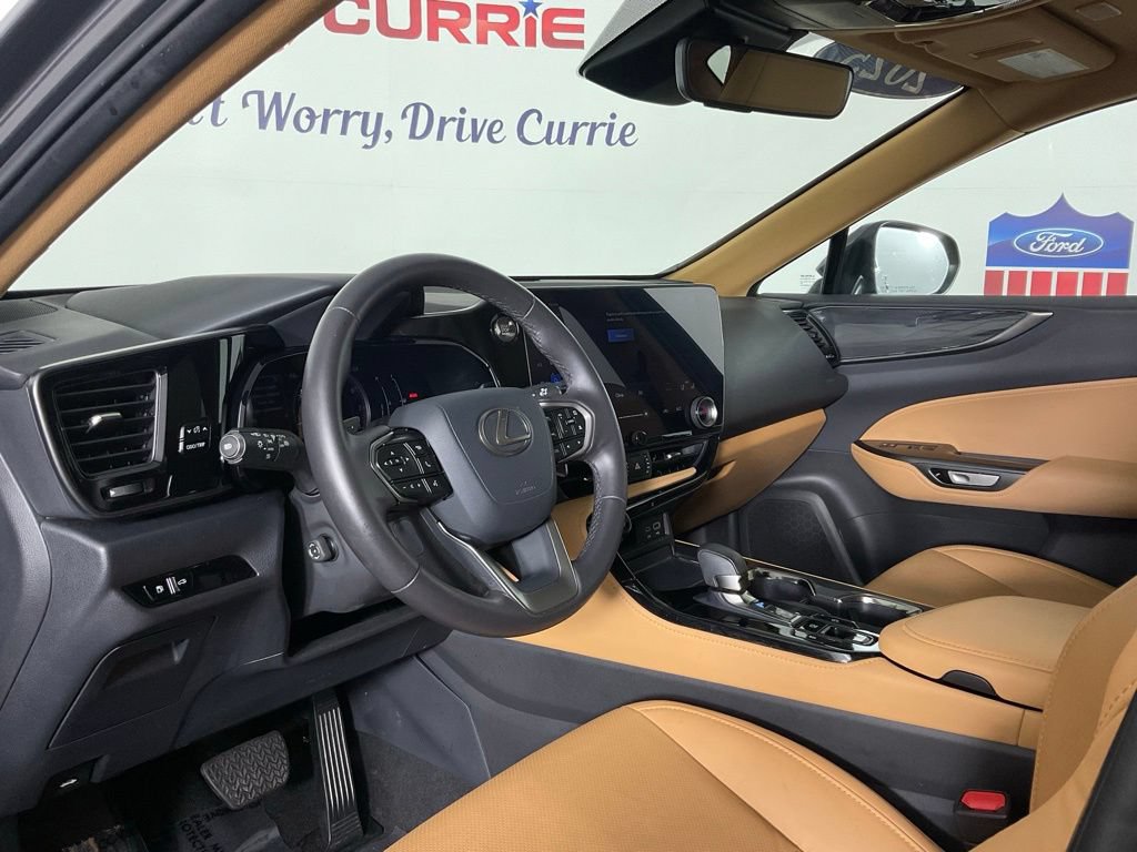 Used 2025 Lexus NX 250 FWD w/ Cold Area Package image 13
