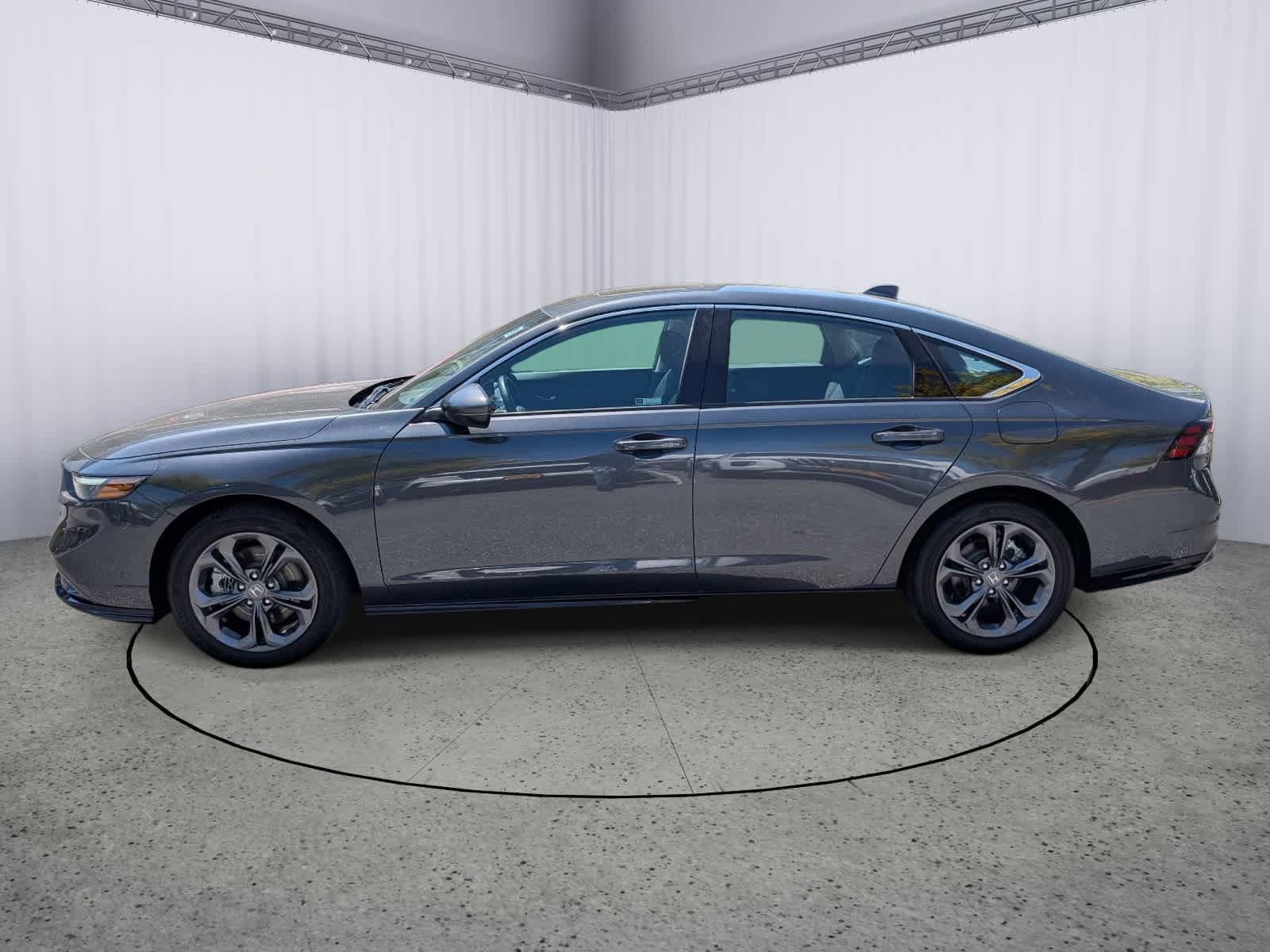 Used 2025 Honda Accord EX-L image 5