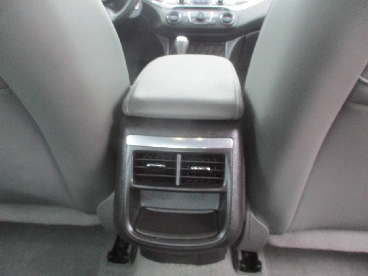 Used 2014 Chevrolet Impala LT w/ Convenience Package FWD image 38