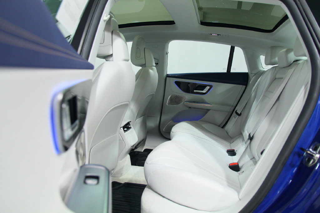 Certified 2023 Mercedes-Benz EQE 350+ 4MATIC Sedan image 29
