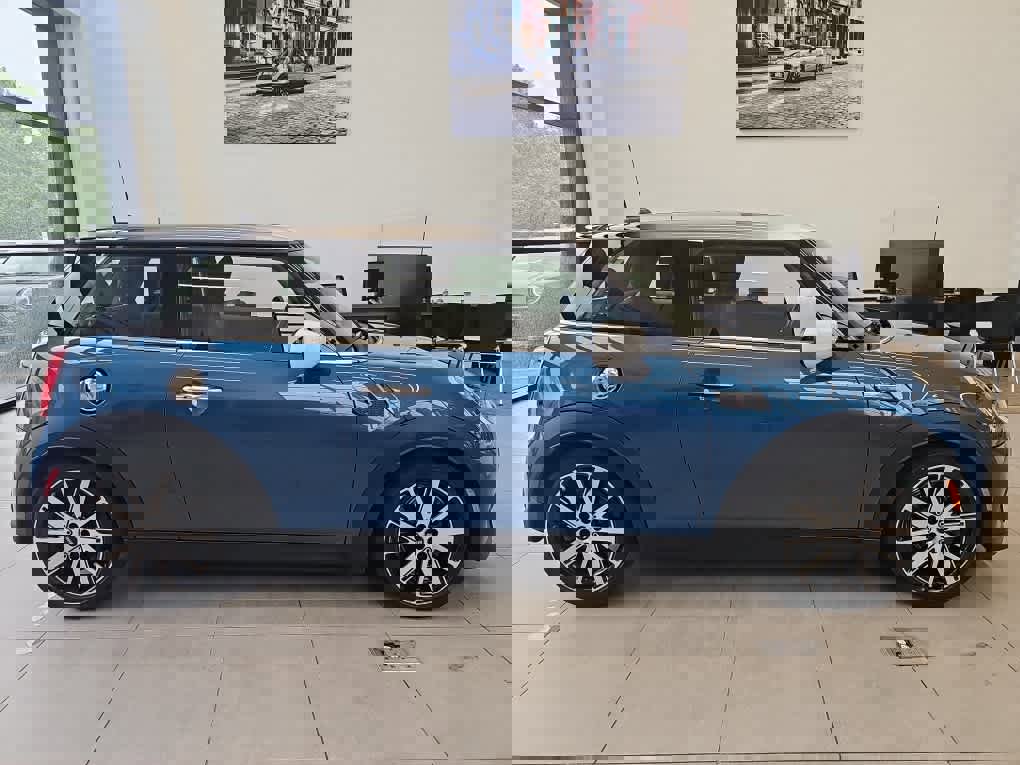 Certified 2023 MINI Cooper S FWD image 11