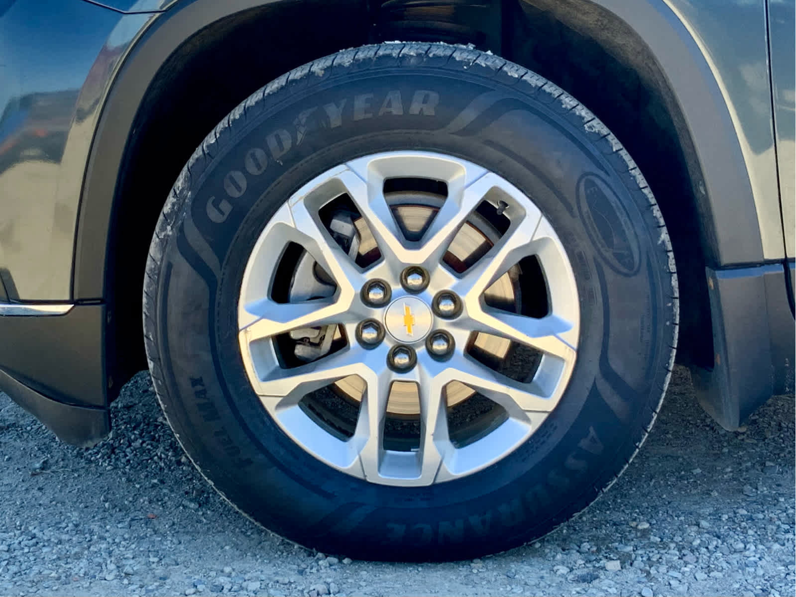 Used 2018 Chevrolet Traverse LT image 14