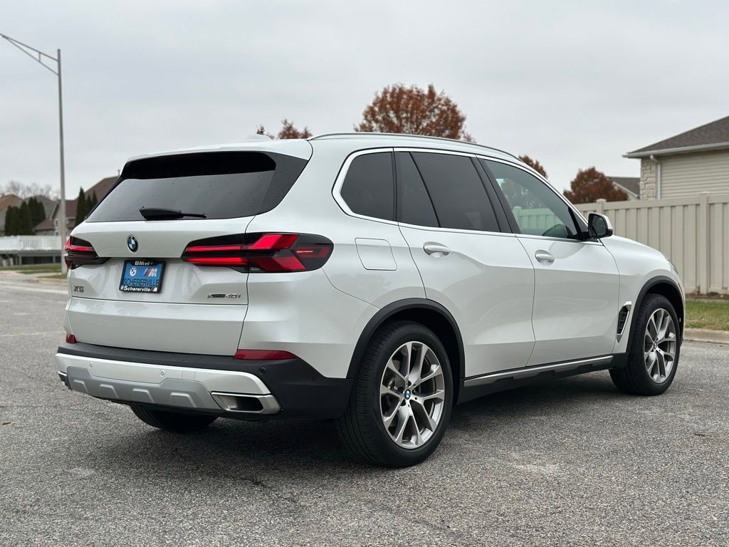 Certified 2024 BMW X5 xDrive40i w/ Premium Package image 9
