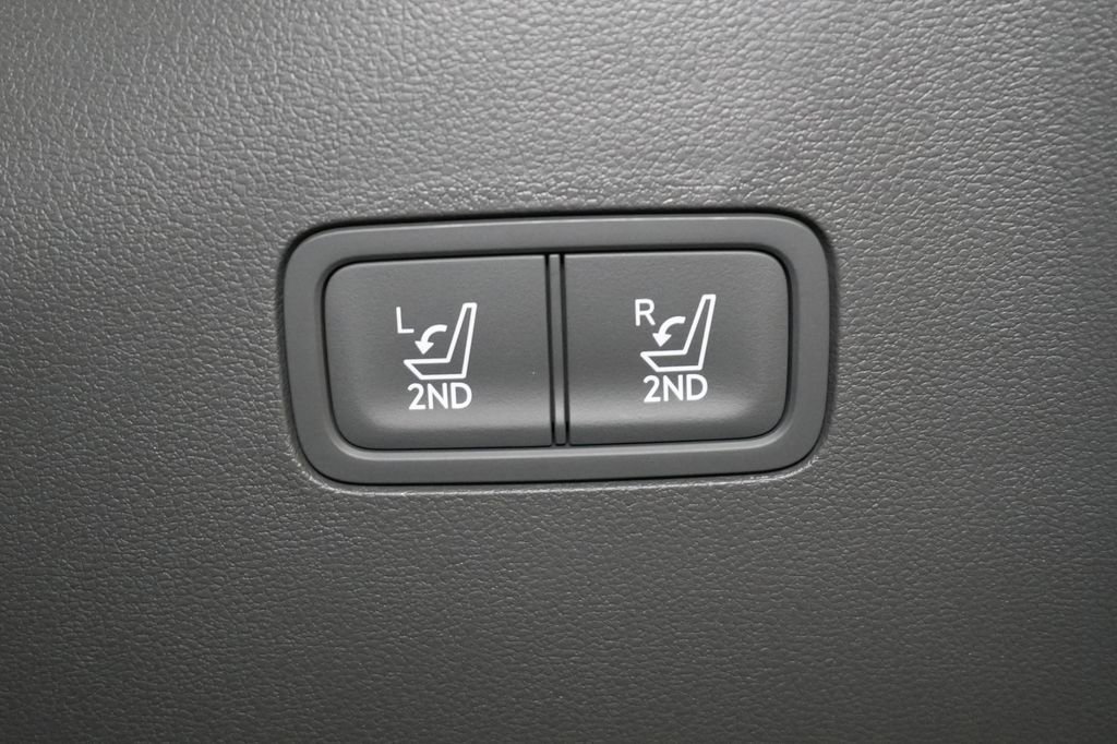 New 2026 Hyundai Santa Fe SEL image 24