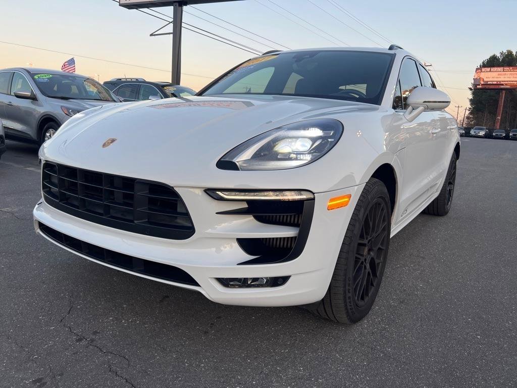Used 2017 Porsche Macan GTS w/ Premium Package Plus image 29