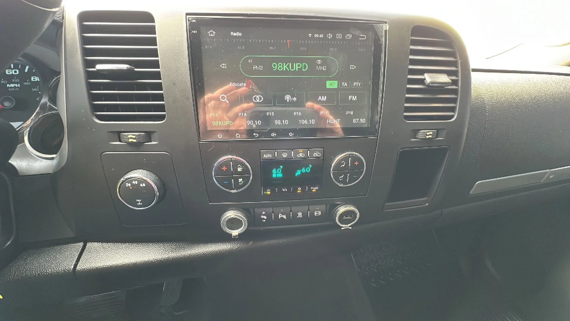 Used 2011 Chevrolet Silverado 2500 LT w/ Interior Plus Package AWD/4WD image 14