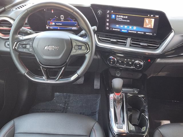 Used 2024 Chevrolet Trax RS FWD image 27