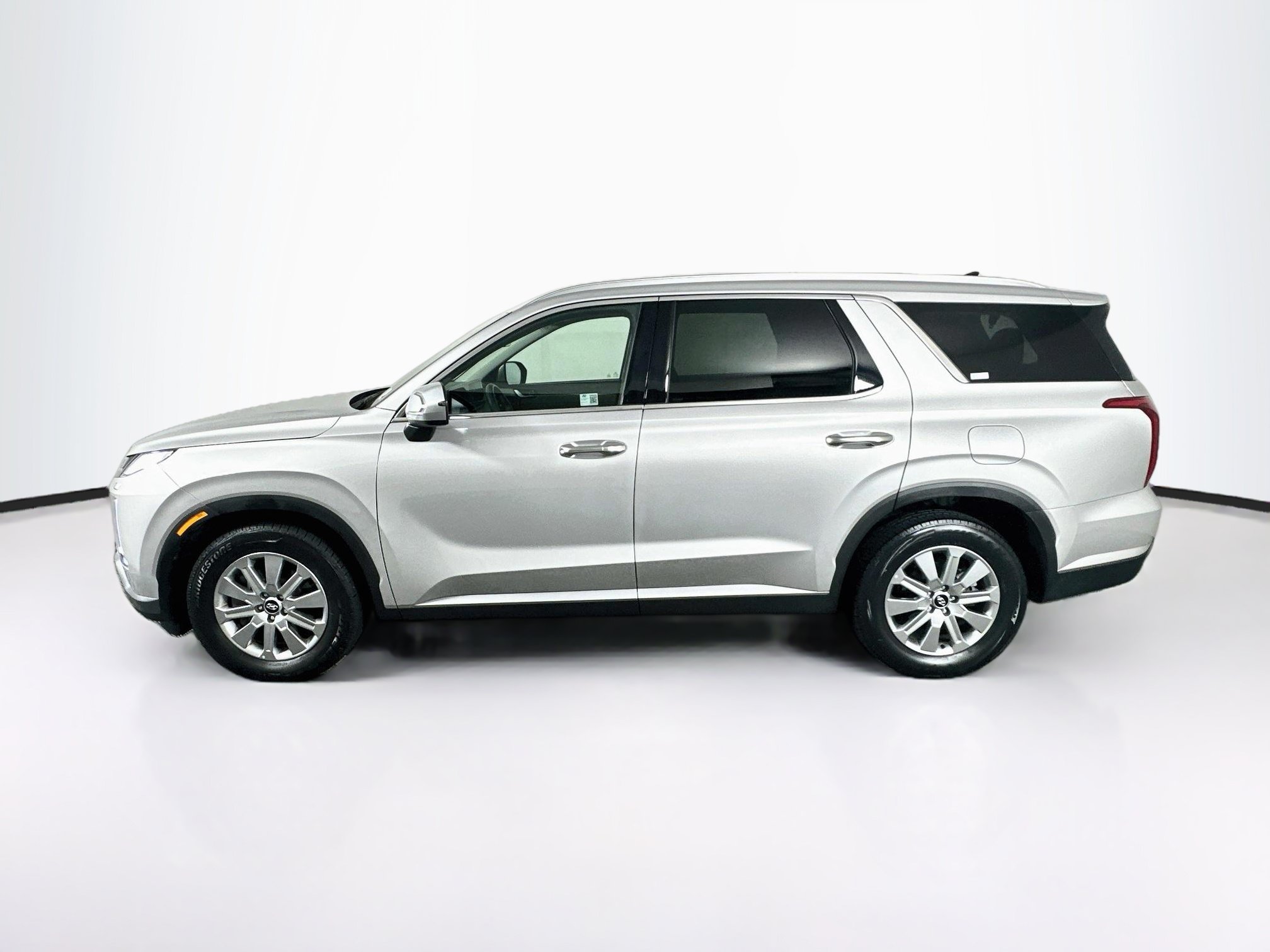Used 2025 Hyundai Palisade SEL FWD image 4