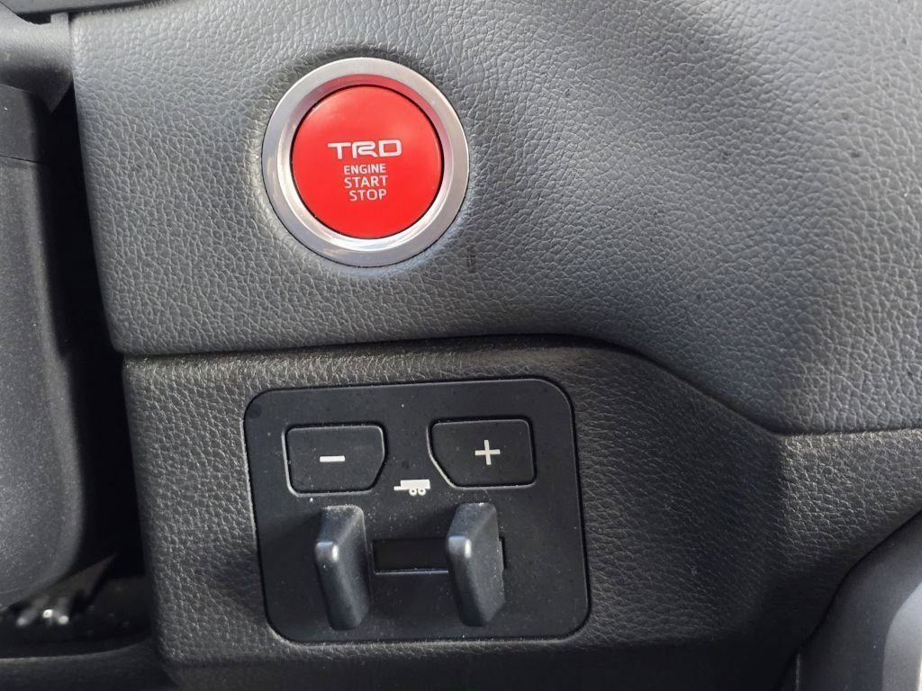 Used 2022 Toyota Tundra Limited w/ TRD Off-Road Package AWD/4WD image 13