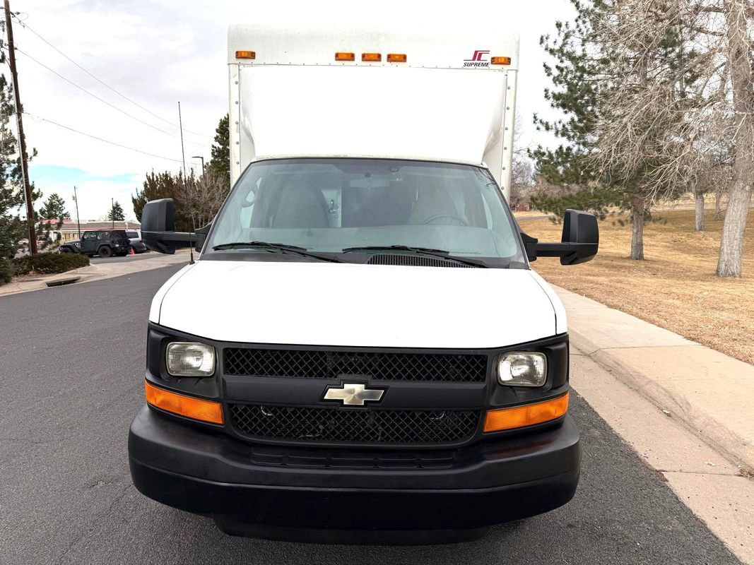 Used 2013 Chevrolet Express 3500 RWD image 6