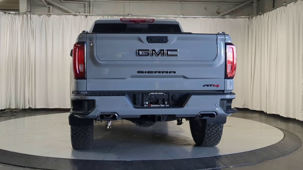 Used 2025 GMC Sierra 1500 AT4 w/ AT4 Premium Package AWD/4WD image 7