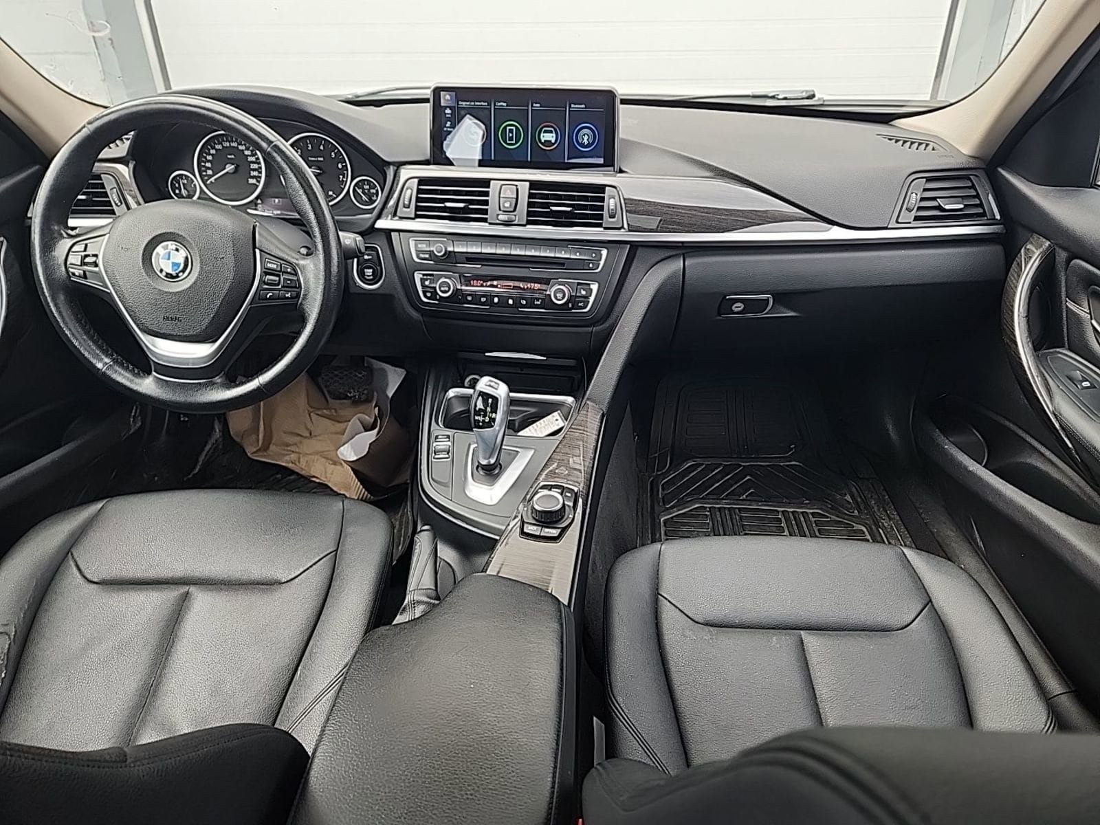 Used 2014 BMW 320i xDrive Sedan AWD/4WD image 7