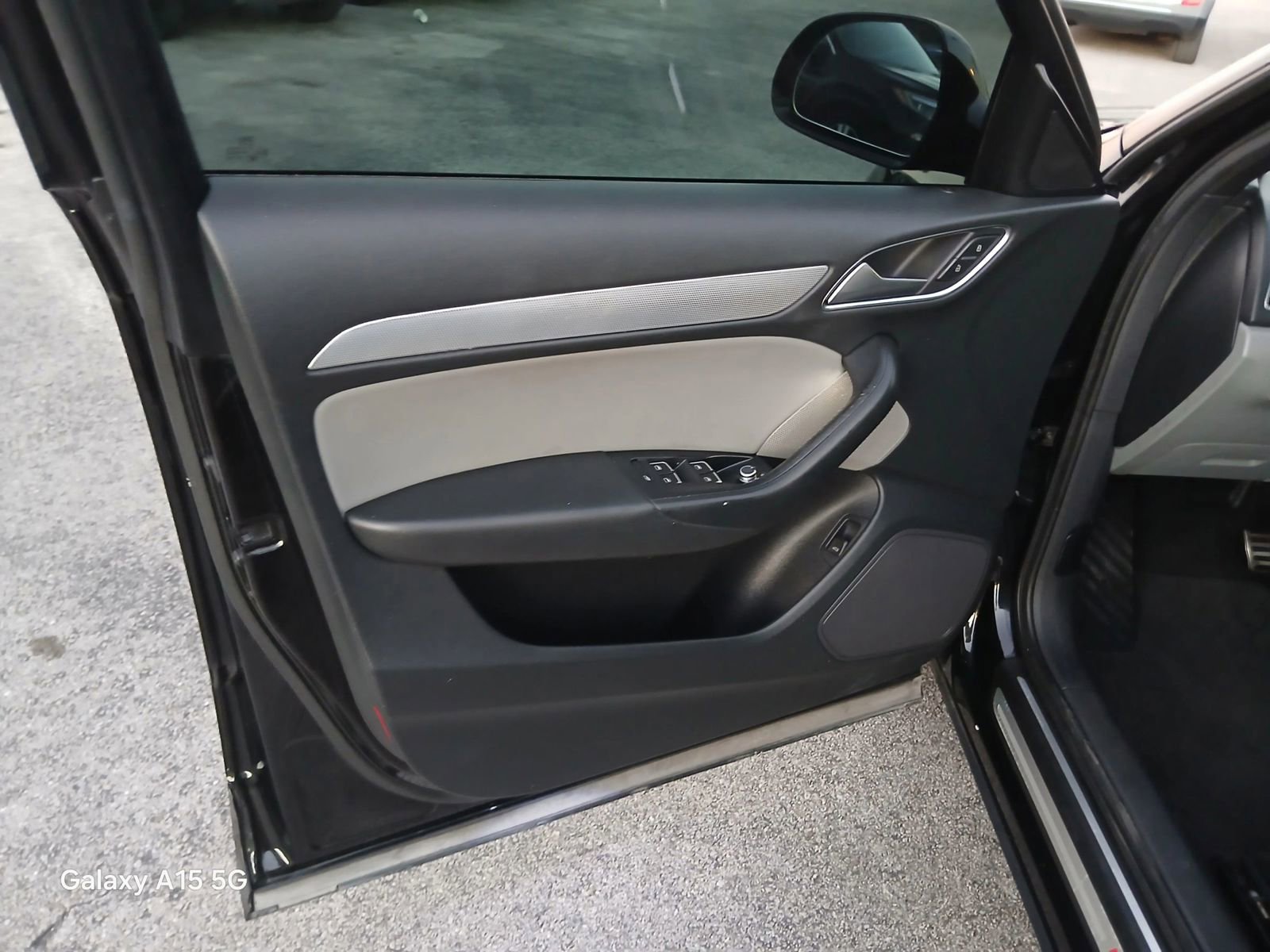 Used 2018 Audi Q3 2.0T Premium FWD image 11