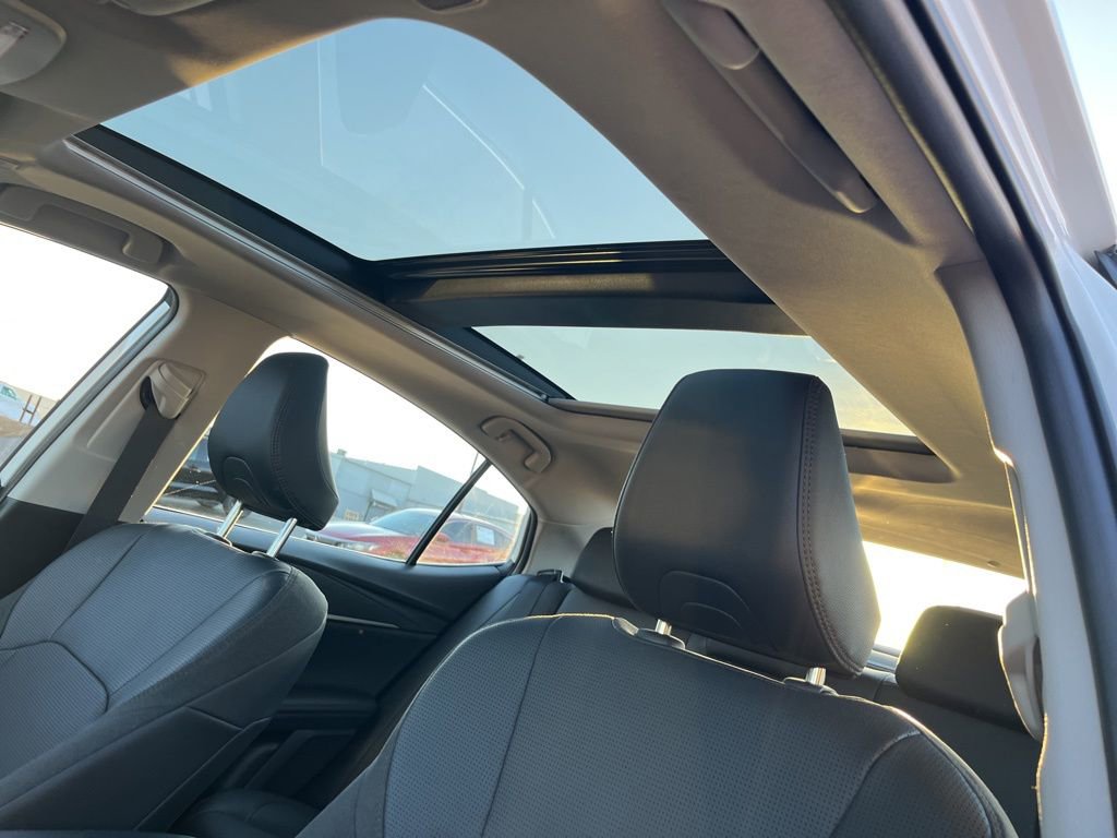 Used 2025 Toyota Camry XLE w/ Premium Package image 78