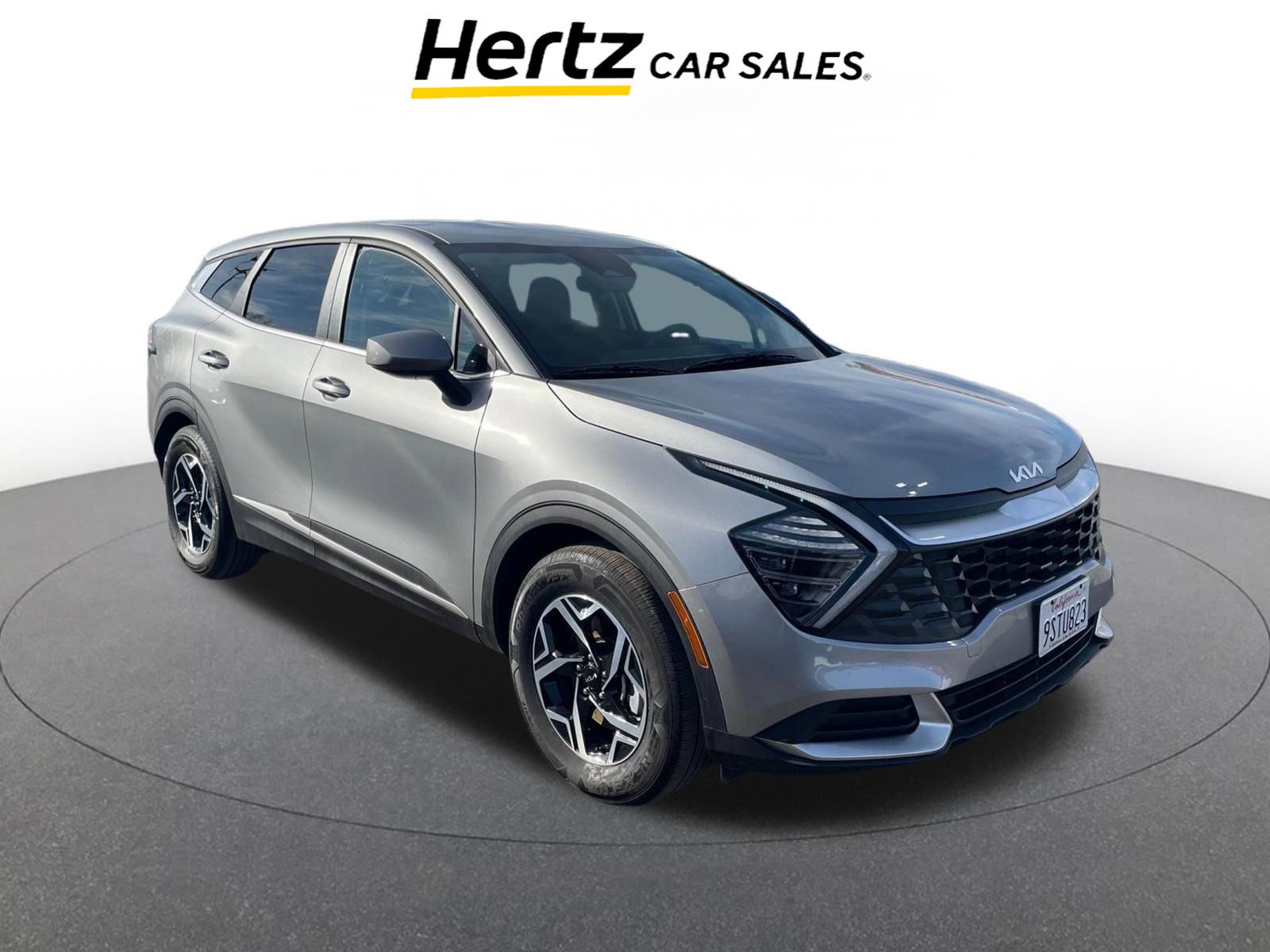 Used 2025 Kia Sportage LX image 1