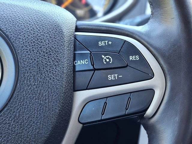 Used 2015 Jeep Cherokee Trailhawk w/ Leather Interior Group image 18