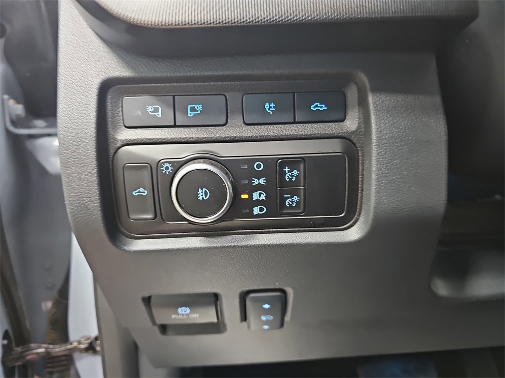 Used 2024 Ford F250 Platinum w/ FX4 Off-Road Package image 24