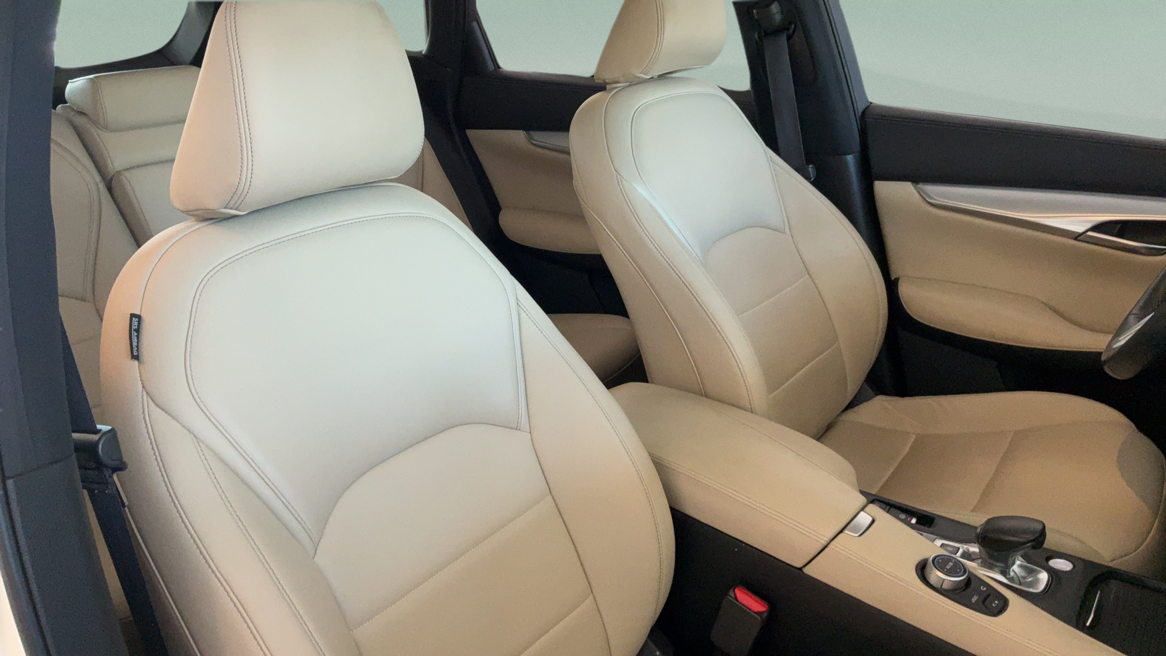 Used 2021 INFINITI QX50 Luxe FWD image 32