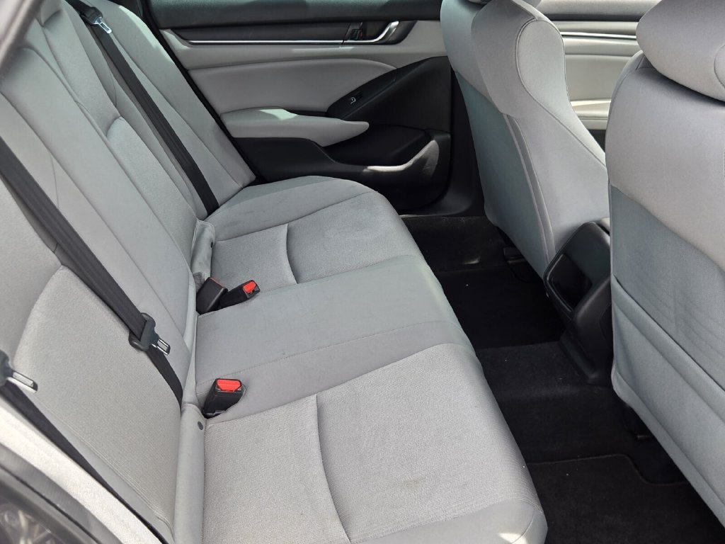 Used 2018 Honda Accord LX image 15
